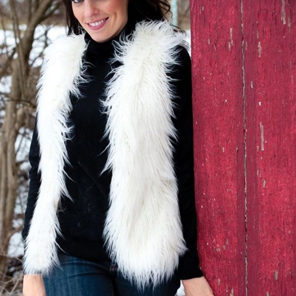 Fabulous Furs Jackets & Blazers - Donna Salyers Fabulous Furs Faux Lamb Ivory Cream